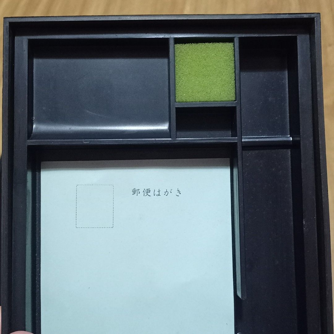 BENTO CALLIGRAPHY BOX (Category: Storage Boxes & Baskets) located in Makati City. Submitted by nyxhemera26 (Listing ID 1293364362, Image 3). Description: BENTO CALLIGRAPHY BOX • NEW BUT WITH CHIP ON ONE SIDE, PLEASE SEE LAST PHOTO • REMOVABLE INNER LAYER.