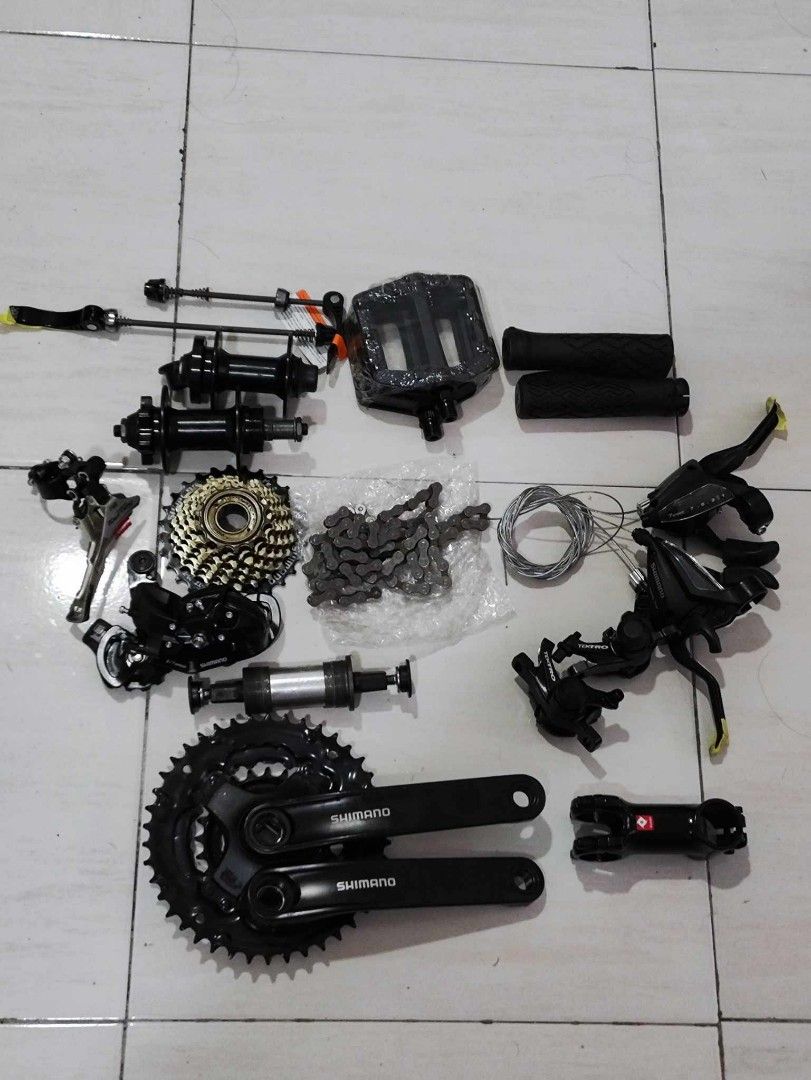BRAND NEW MTB PARTS FROM TREK MARLIN 4 Sports Equipment Bicycles