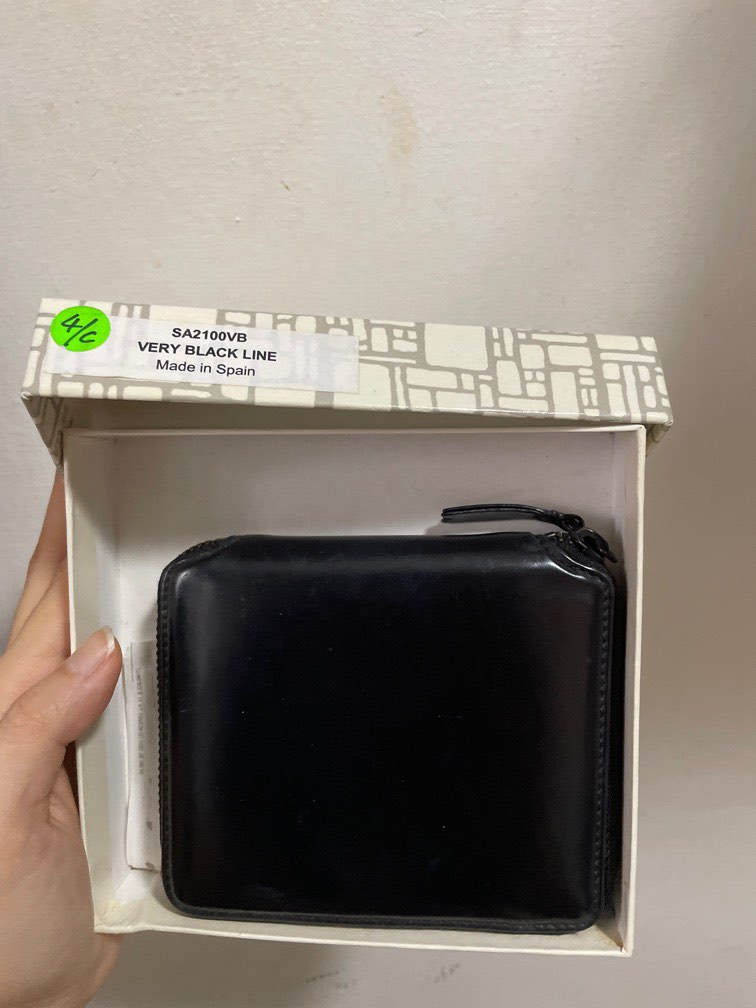 CDG Very Black Line Wallet Men s Fashion Watches Accessories Wallets Card Holders on Carousell