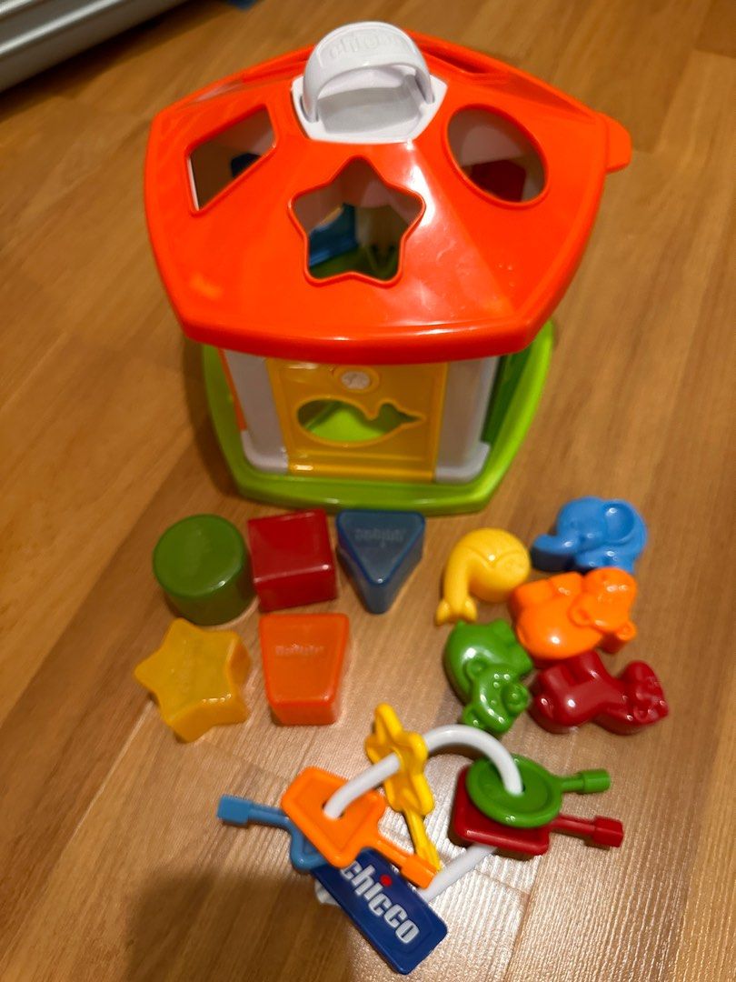 Chicco animal deals cottage shape sorter
