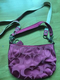 (Category: ) located in . Submitted by nononotme (Listing ID 1293538312, Image 1). Description: .