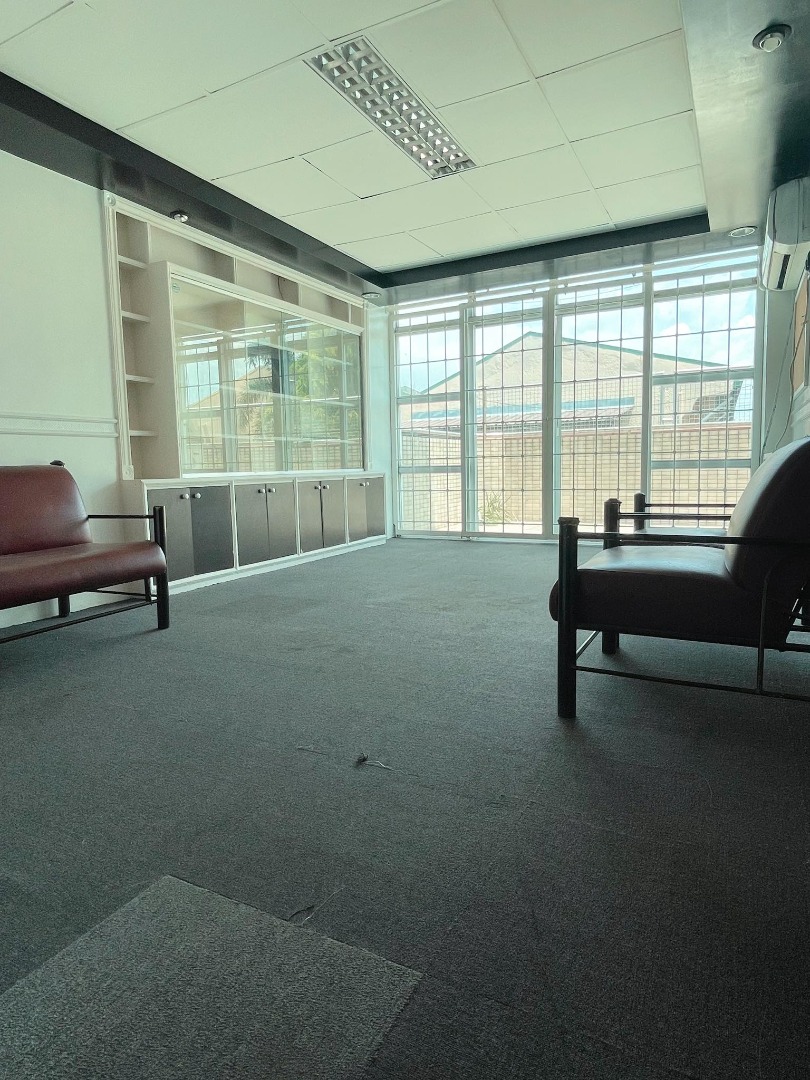 Commercial unit in BSA Towers at the Back of Megamall, Property