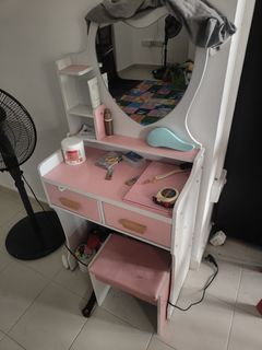 (Category: ) located in . Submitted by FieryPrincess (Listing ID 1293366657, Image 1). Description: .