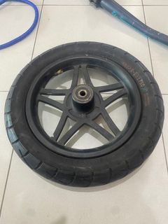 (Category: ) located in . Submitted by dirtygarage (Listing ID 1293459546, Image 1). Description: .