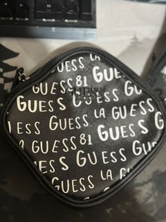 Guess pouch