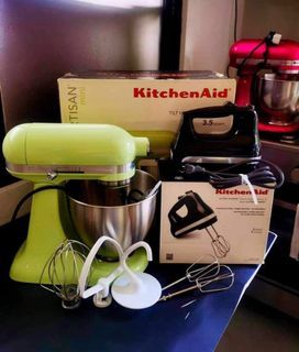 Kitchenaid Artisan 3.5Qt Standmixer and Kitchen Aid 5 Speed Hand Mixer