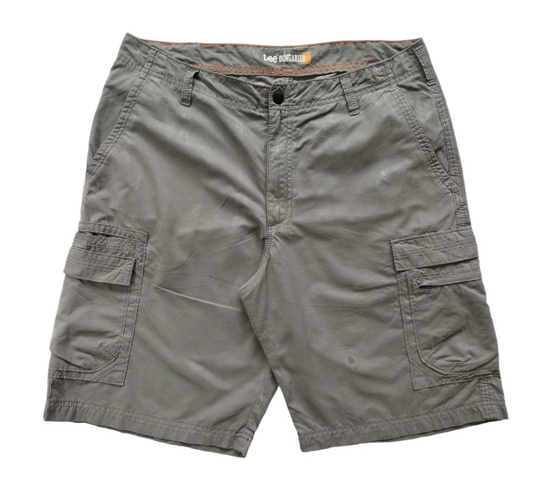 LEE DUNGAREES CARGO SHORT PANTS Men s Fashion Bottoms Shorts on Carousell
