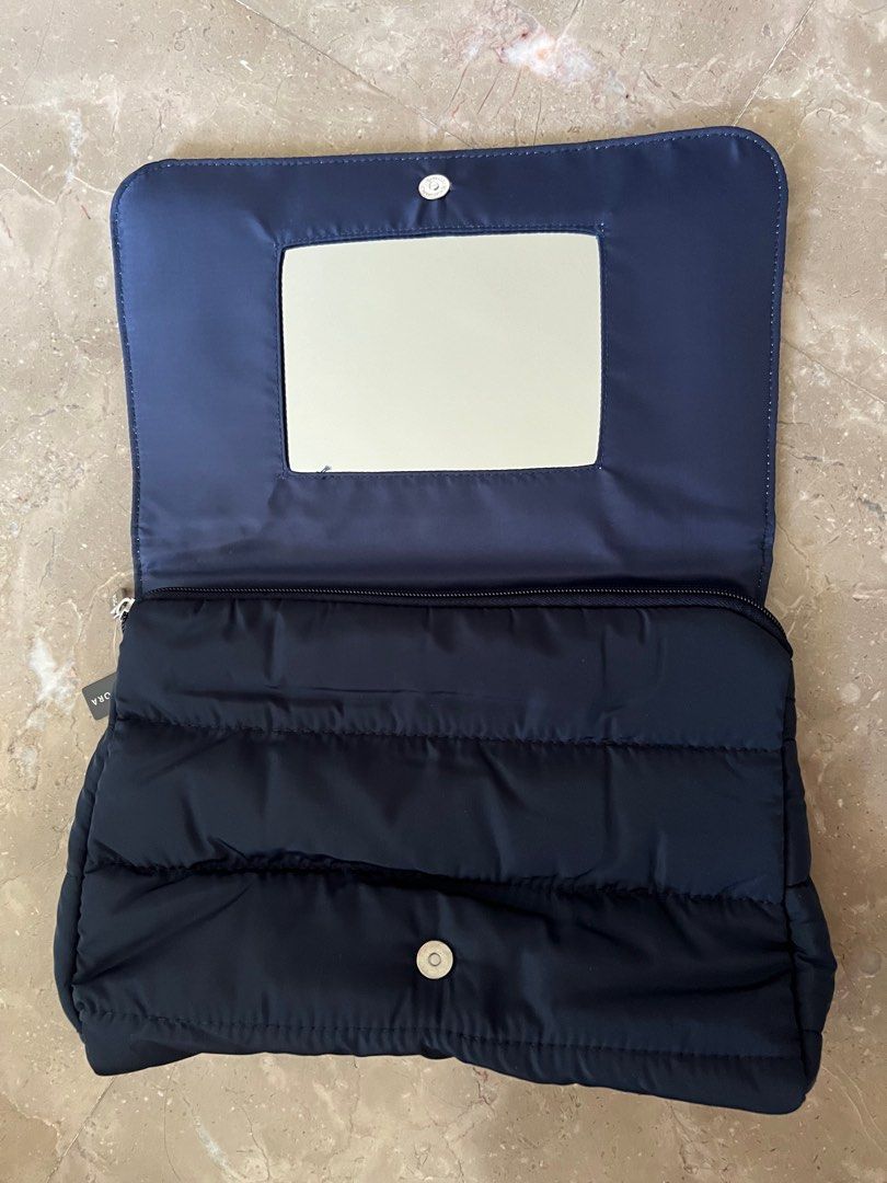 Makeup pouch (Category: Purses & Pouches) located in Kuala Lumpur. Submitted by mabkittie (Listing ID 1293355610, Image 3). Description: Makeup pouch Nylon and waterproof Colour - navy blue Size - 30 cm x 20cm.