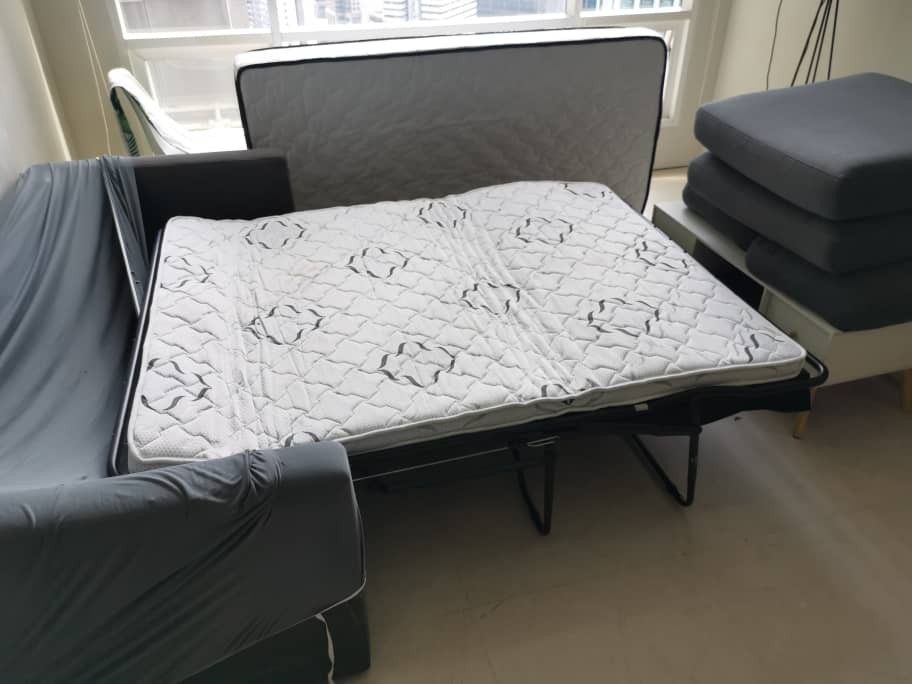 Mechanical sofa bed