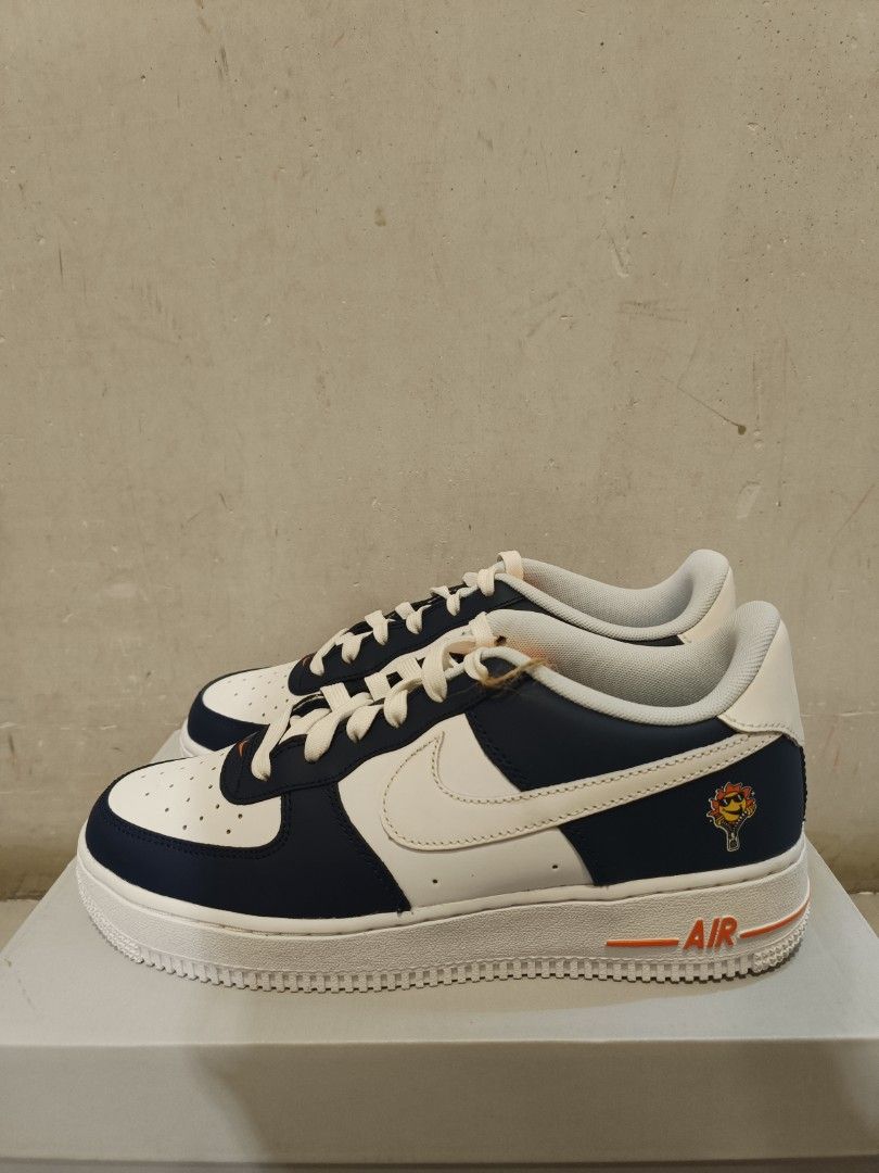 nike air force uv reaction