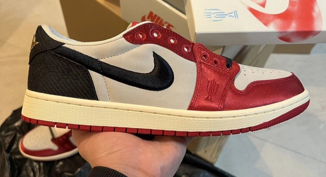 Nike Air Jordan 1 Low OG Trophy Room Rookie Card Away with Exclusive Box