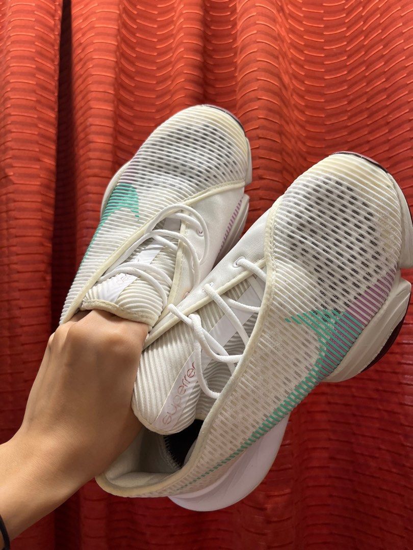 Us 7 5 nike on sale
