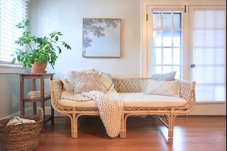 Rattan bed daybed