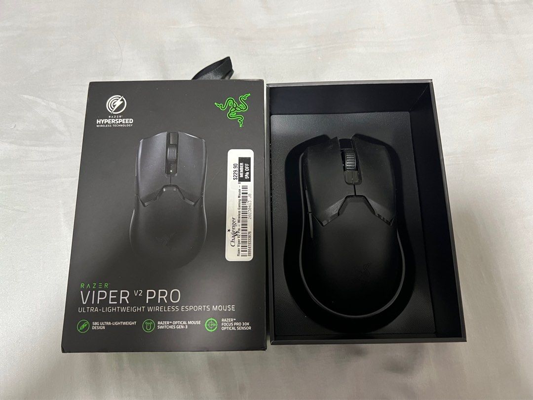 Razer Viper V2 Pro with 8k polling rate dongle , Computers & Tech 