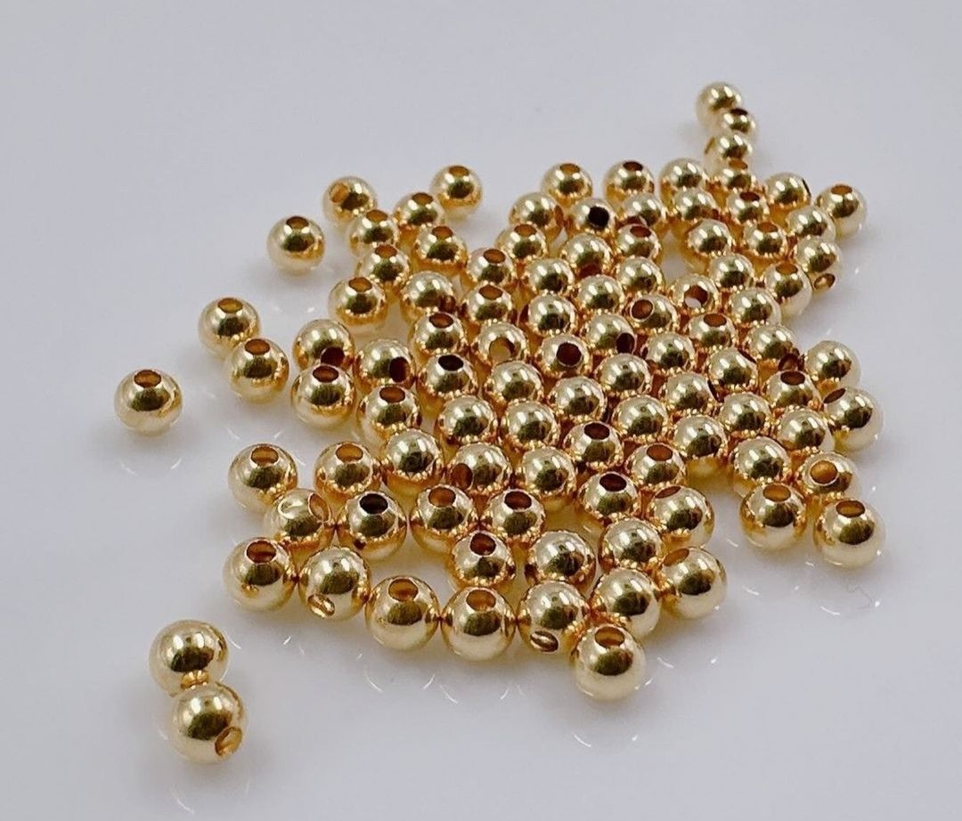 Real 18k 3mm Solid ball insert or pendant (Category: Charms) located in Cavite. Submitted by pisi_elements_charms (Listing ID 1293365182, Image 1). Description: P550 each Real 18k 3mm solid ball insert/pendant 20 pcs onhand pendant for chain with needle.