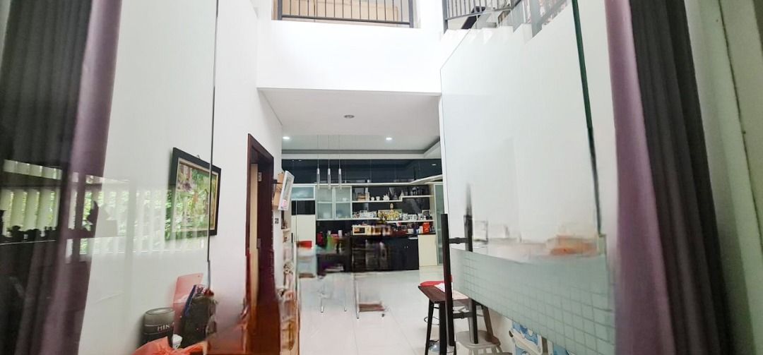 rumah_dijual_di_cluster_versai_1710714564_a267d5ae_progressive