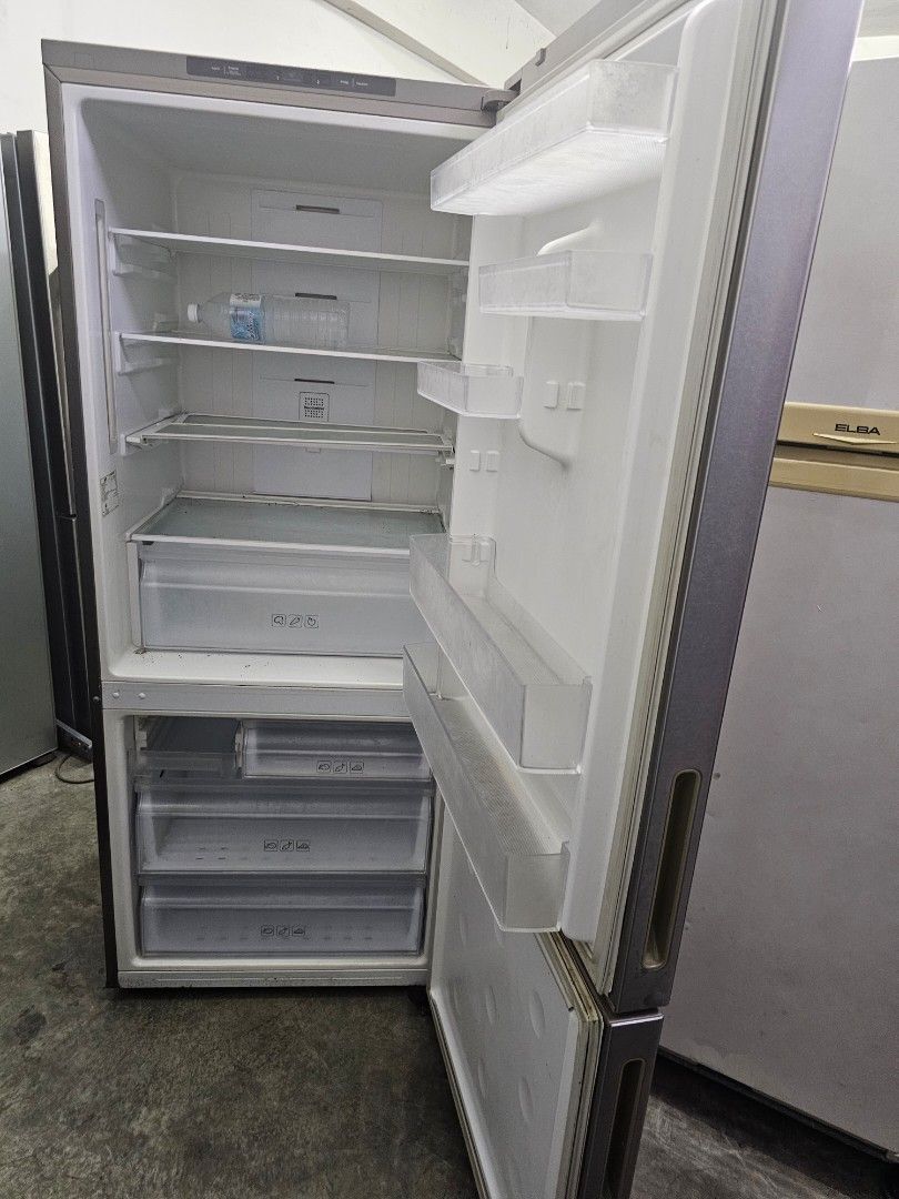 Samsung digital inverter refrigerator, TV & Home Appliances, Kitchen ...