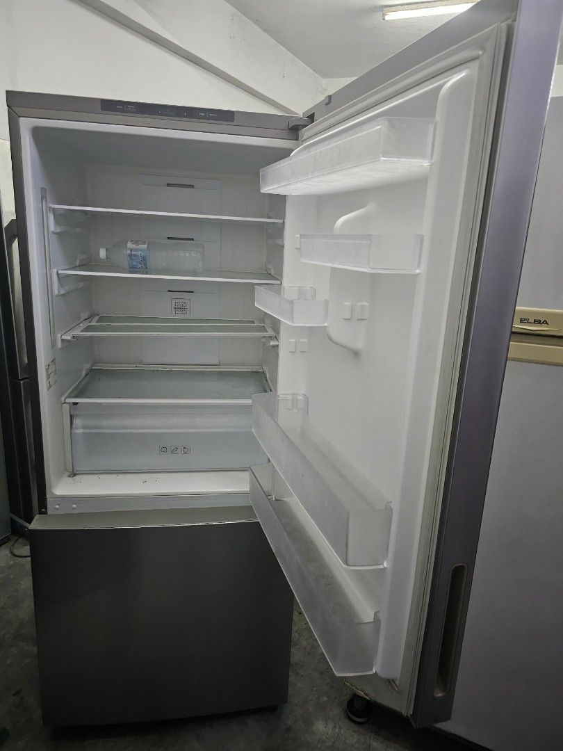 Samsung digital inverter refrigerator, TV & Home Appliances, Kitchen ...
