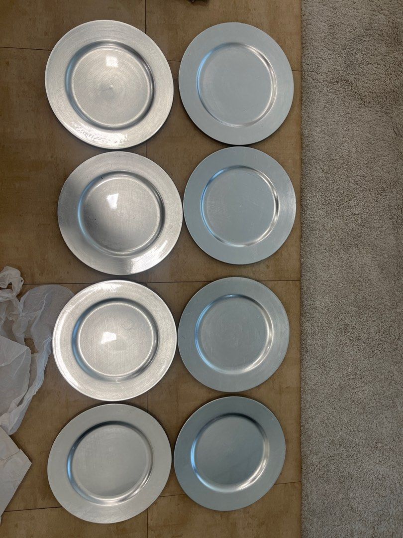 Show Plates Plate Chargers Silver 8pcs set (Category: Other Kitchenware & Tableware) located in Taguig. Submitted by ellejay8 (Listing ID 1293432572, Image 1). Description: php 1000 for 8pcs .