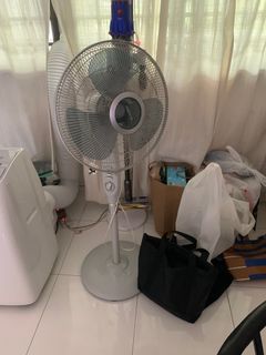 (Category: ) located in . Submitted by treehouse17 (Listing ID 1293394027, Image 1). Description: .