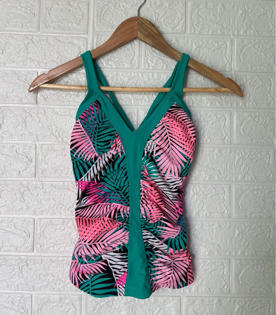 SWIMLAB Two piece swimsuit small (Category: Bikinis & Swimsuits) located in Batangas. Submitted by declutter_harleth (Listing ID 1293364619, Image 2). Description: Small on tag Padded No issue No when worn, thanks! ‼️FIX‼️.