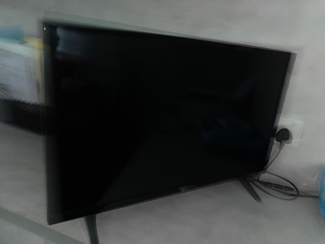 Television - 28inch, TV & Home Appliances, TV & Entertainment, TV on ...