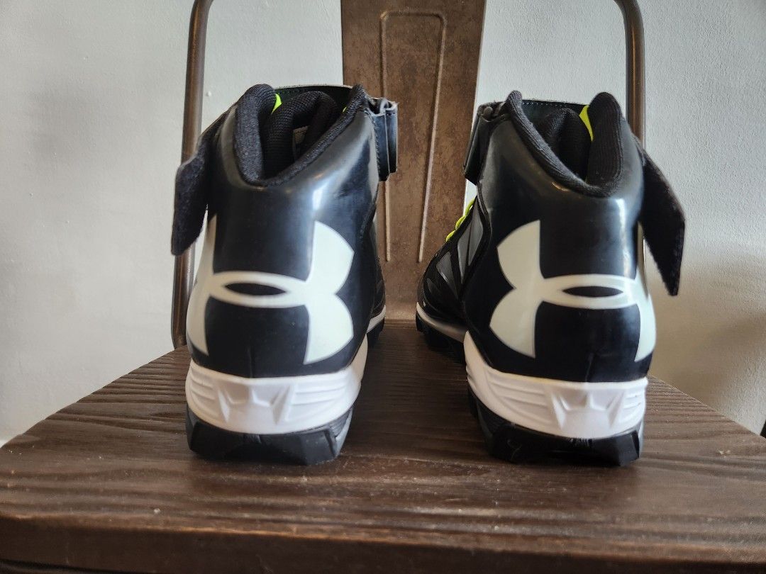 Under armour crusher cleats hotsell