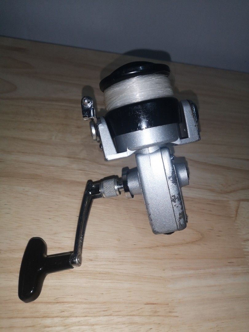 Vintage Daiwa Ace No. 1 High Speed Fishing Reel _ Pre-owned, Sports  Equipment, Fishing on Carousell