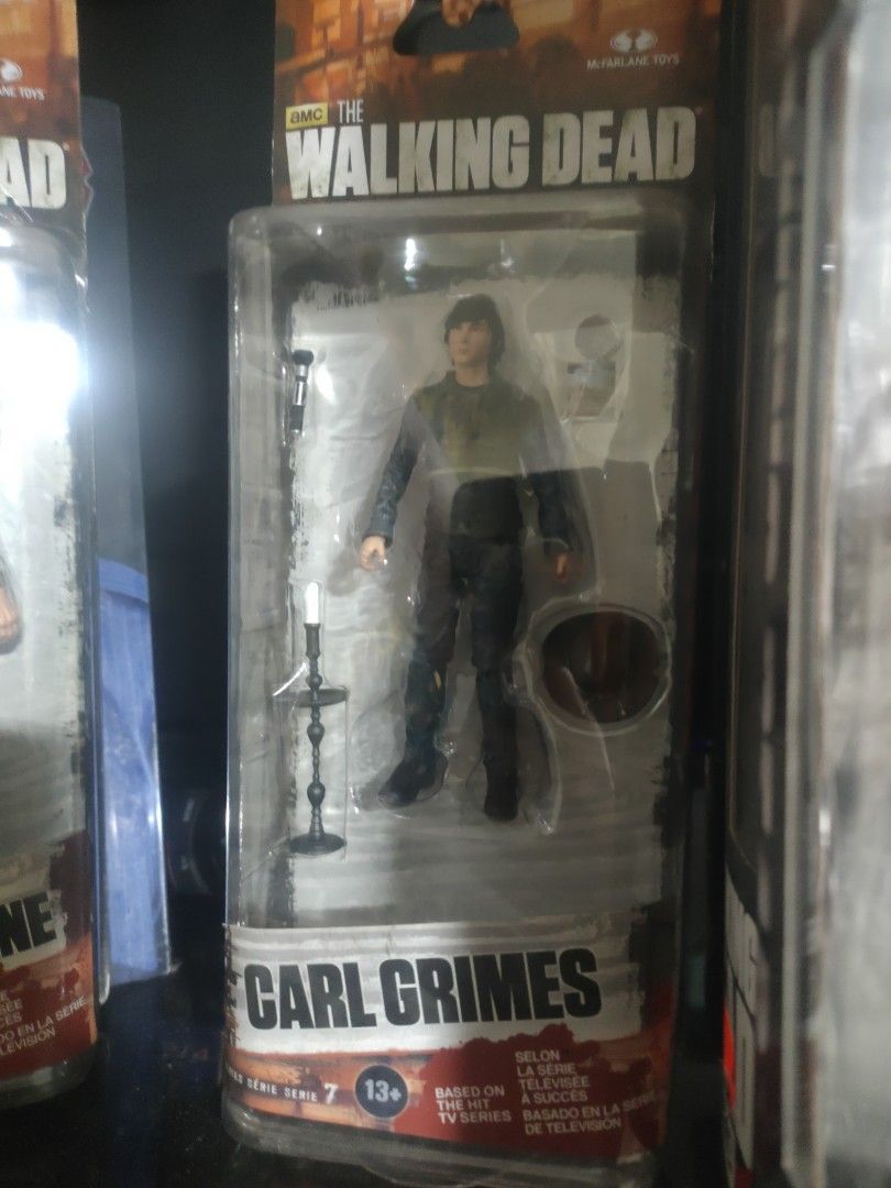 Walking dead mcfarlane (Category: Figurines & Statues) located in Bulacan. Submitted by dmx10santos (Listing ID 1293392727, Image 1). Description: 21 pieces figs more picture 5 pieces box set good condition lahat pm lang para masend ibang picture lalamove or shipping.