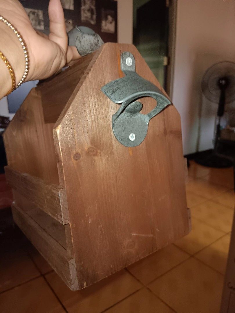 Wooden caddy with bottle opener (Category: Vintage Collectibles) located in Caloocan City. Submitted by declutterstn (Listing ID 1293372861, Image 3). Description: vintage country style item.still looking good. very light signs of usage. Lagayan ng Kung anu like nyo ilagay.❤️.