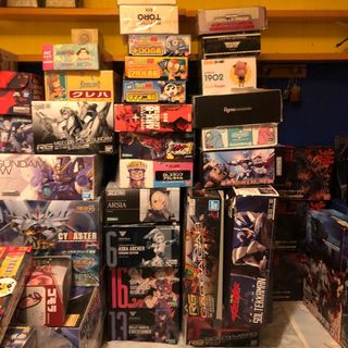 （分類：）位於 。 由 toy_storage 提交（商品編號 1293654564，圖片 1）。簡介： 。