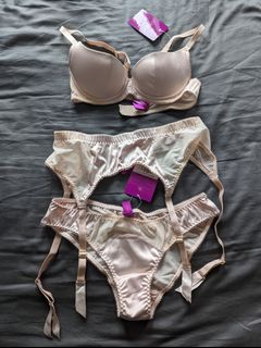 （分類：）位於 。 由 kate_ka 提交（商品編號 1293613883，圖片 1）。簡介： 。