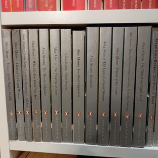 Alice Munro Books (14 books; Penguin Modern Classics)