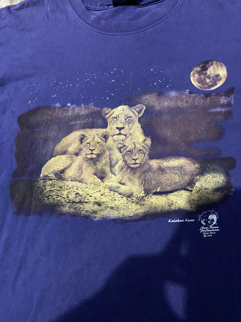 Animal tee (Category: Activewear) located in Mexico. Submitted by iseemiyakee. (Listing ID 1293585456, Image 2). Description: Size Large Width 23.5 Length 27.5 No issue .