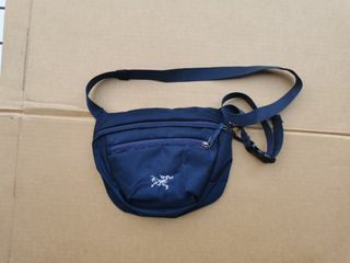 Arc'teryx maka 2 sling bag  like new arcteryx