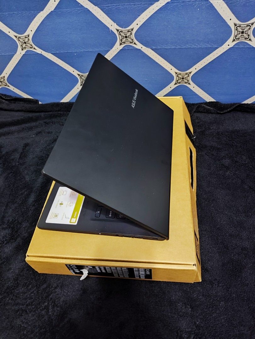 ASUS VivoBook 11th i3 8 RAM 256 SSD (Category: Laptops & Notebooks) located in Manila. Submitted by jaycore19 (Listing ID 1293731029, Image 3). Description: ASUS VivoBook 11th i3 8 RAM 256 SSD Processor: 11th Gen Intel(R) Core(TM) i3-1115G4 @ 3.00GHz (4 CPUs), ~3.0GHz memory 8 RAM STORAGE 256 SSD Intel(R) UHD Graphics Current Display Mode: 1366 x 768(32 bit) (60Hz) Inclusion: Unit Original Charger Fully Tested: ✅ Camera ✅ Speaker ✅ Wifi ✅ Bluetoo