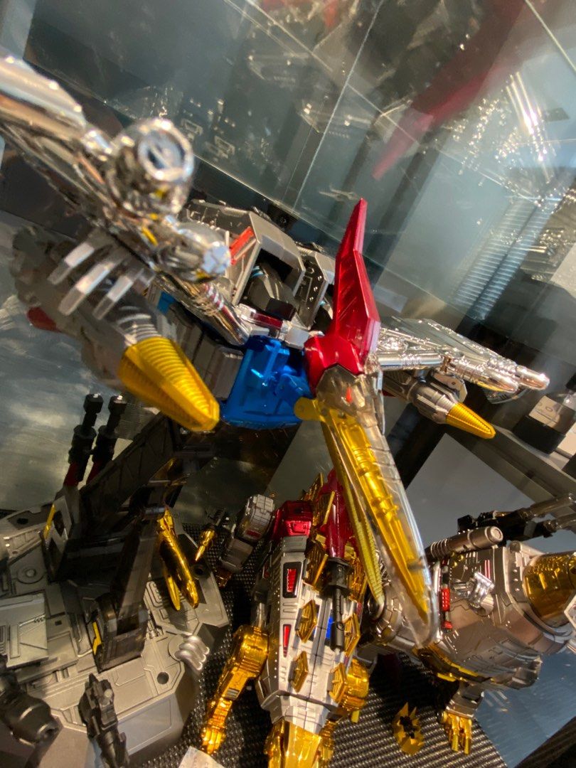 Autobot Dinobots Transformers Gigapower, Hobbies & Toys, Toys & Games