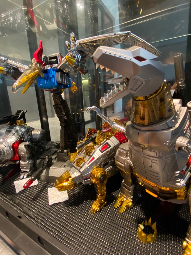 Autobot Dinobots Transformers Gigapower, Hobbies & Toys, Toys & Games