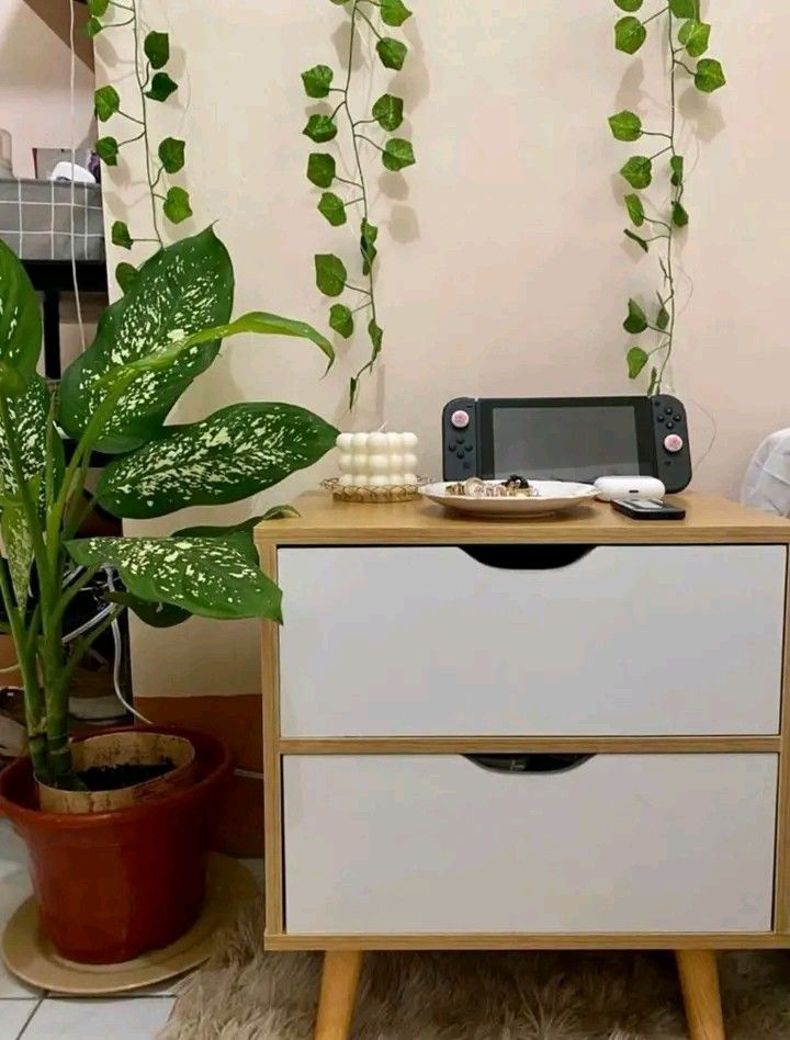 Bedside Table (Category: Tables & Sets) located in Manila. Submitted by viashop02 (Listing ID 1293705818, Image 2). Description: Bedside Table.