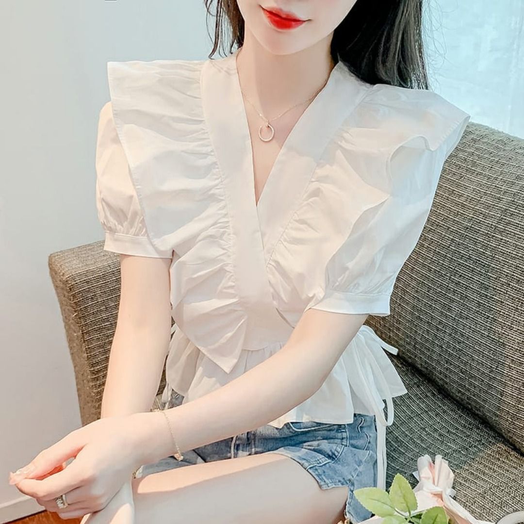 BRAND NEW IN STOCK Korean Designed and Made Korean Style Minimalist Short Sleeve Blouse