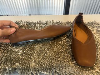 (Category: ) located in . Submitted by solelypreloved (Listing ID 1293663368, Image 1). Description: .