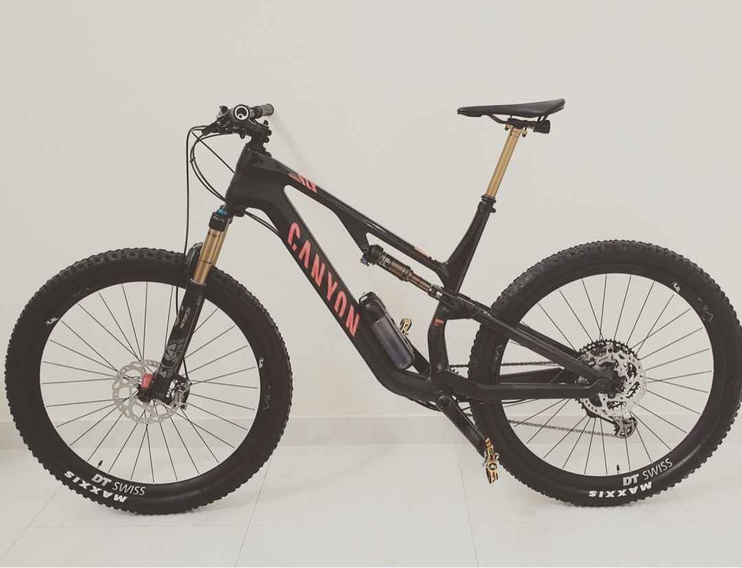 Canyon Neuron CF-SLX-LTD 29er, Sports Equipment, Bicycles Parts