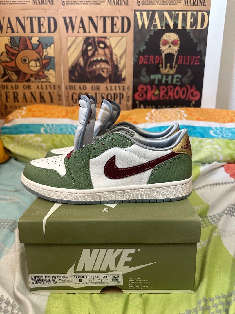 FOR SALE AIR JORDAN 1 AIR JORDAN 4 Men s Fashion Footwear Sneakers on Carousell