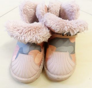 (Category: ) located in . Submitted by limlynnlim (Listing ID 1293738160, Image 1). Description: .
