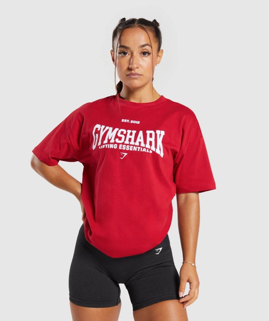 Gymshark lifting essential Red oversize top, Women's Fashion, Activewear on  Carousell