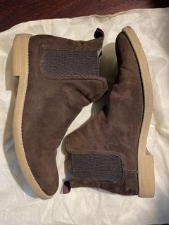 H&M Suede Chelsea Boots