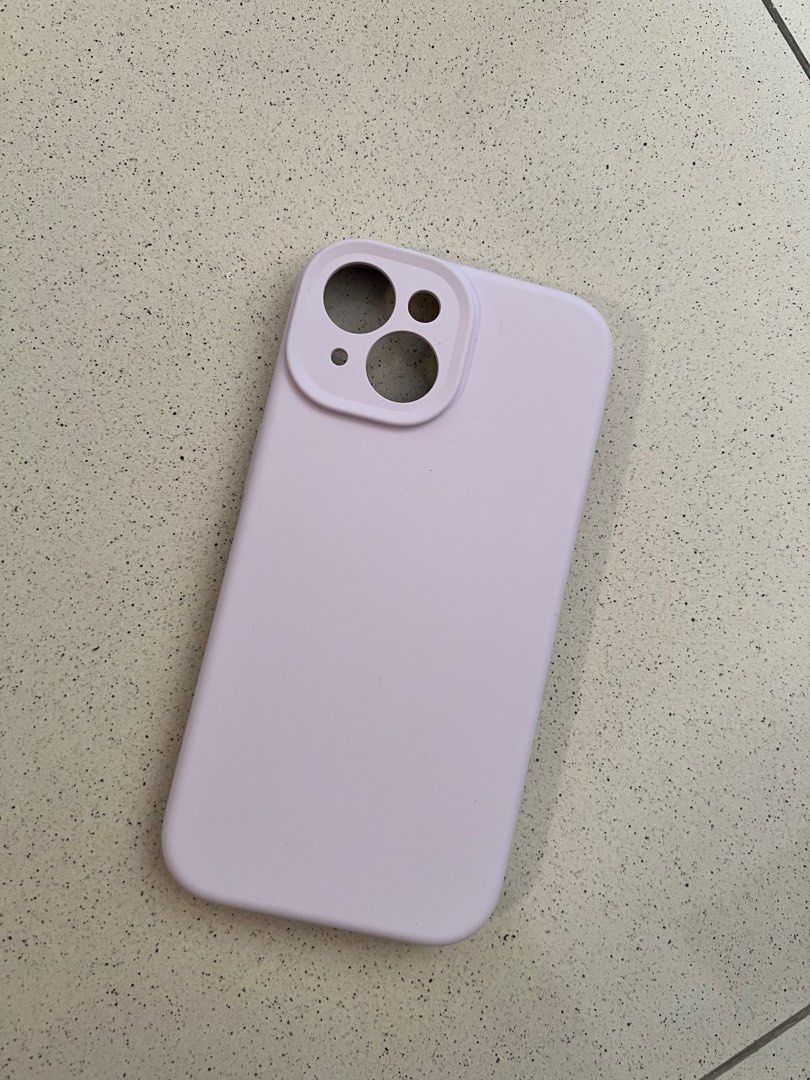 iPhone 15 case (Category: Cases & Sleeves) located in Singapore. Submitted by ohhhhh (Listing ID 1293648921, Image 3). Description: > Brand new > Bought wrong one > Very nice light lilac > IPhone 15 .