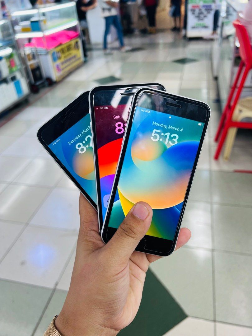 Iphone SE 2020 64gb 2ND Gen (Category: iPhone SE Series) located in San Juan City. Submitted by javedsgadgetshop (Listing ID 1293567705, Image 2). Description: OPEN FOR INSTALLMENT VIA CREDIT CARD/GGIVES & SWAP/TRADE-IN! WE BUY AND SELL ( ANYKINDS OF UNIT BINIBILI PO NAMIN)! PTPA : Padelete po f bawal Read ❗️Onhand ‼️ Iphone SE 2ndgen •64gb •NTC Variant •Good batt health •Factory Unlock •95% Smoothness •No hidden issue | No Repaired •100% Authent