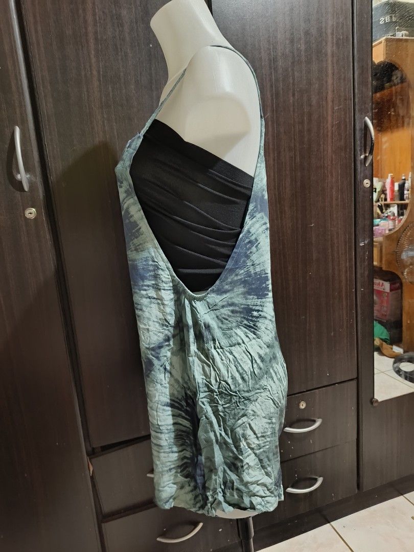 Italian Brand Jumper/Romper (Category: Rompers) located in Tarlac. Submitted by its_jess (Listing ID 1293595450, Image 3). Description: .