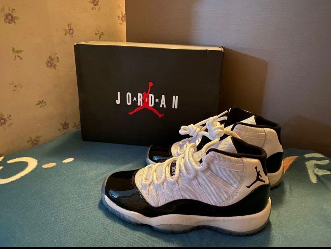 Jordan 11 retro Concord 2018, Luxury, Sneakers Footwear on Carousell
